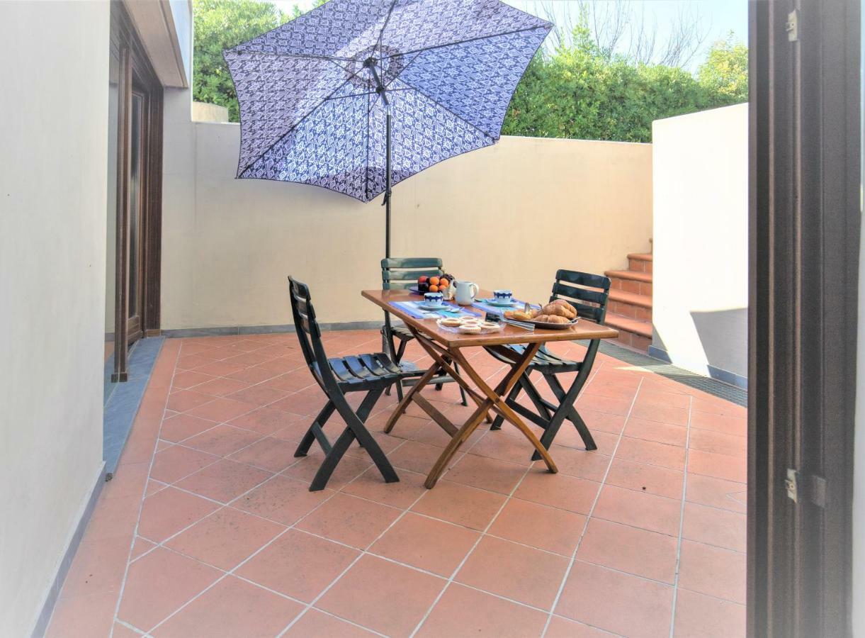 B&B Villa Apuana Marina Di Carrara Exterior photo