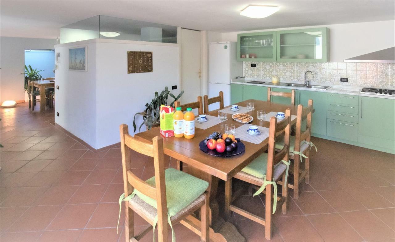 B&B Villa Apuana Marina Di Carrara Exterior photo