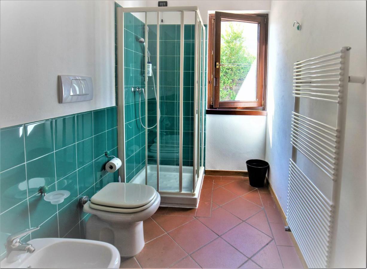 B&B Villa Apuana Marina Di Carrara Exterior photo